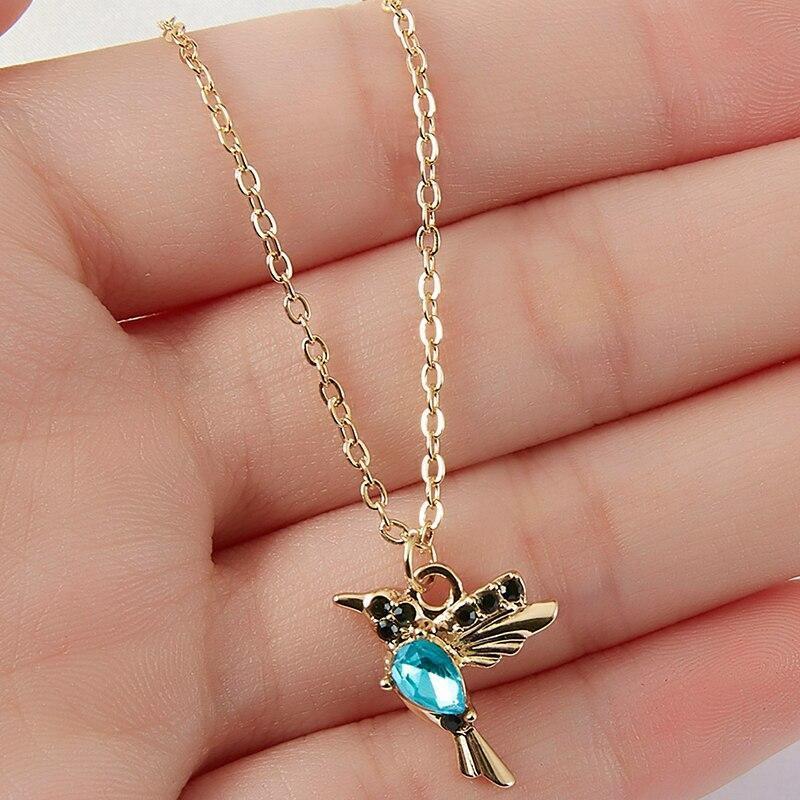 Enamel and zirconia hummingbird necklace "Garden Party" – Elegant & refined