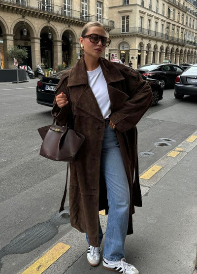 Velvet trench "Weekend Getaway" – Elegant & refined