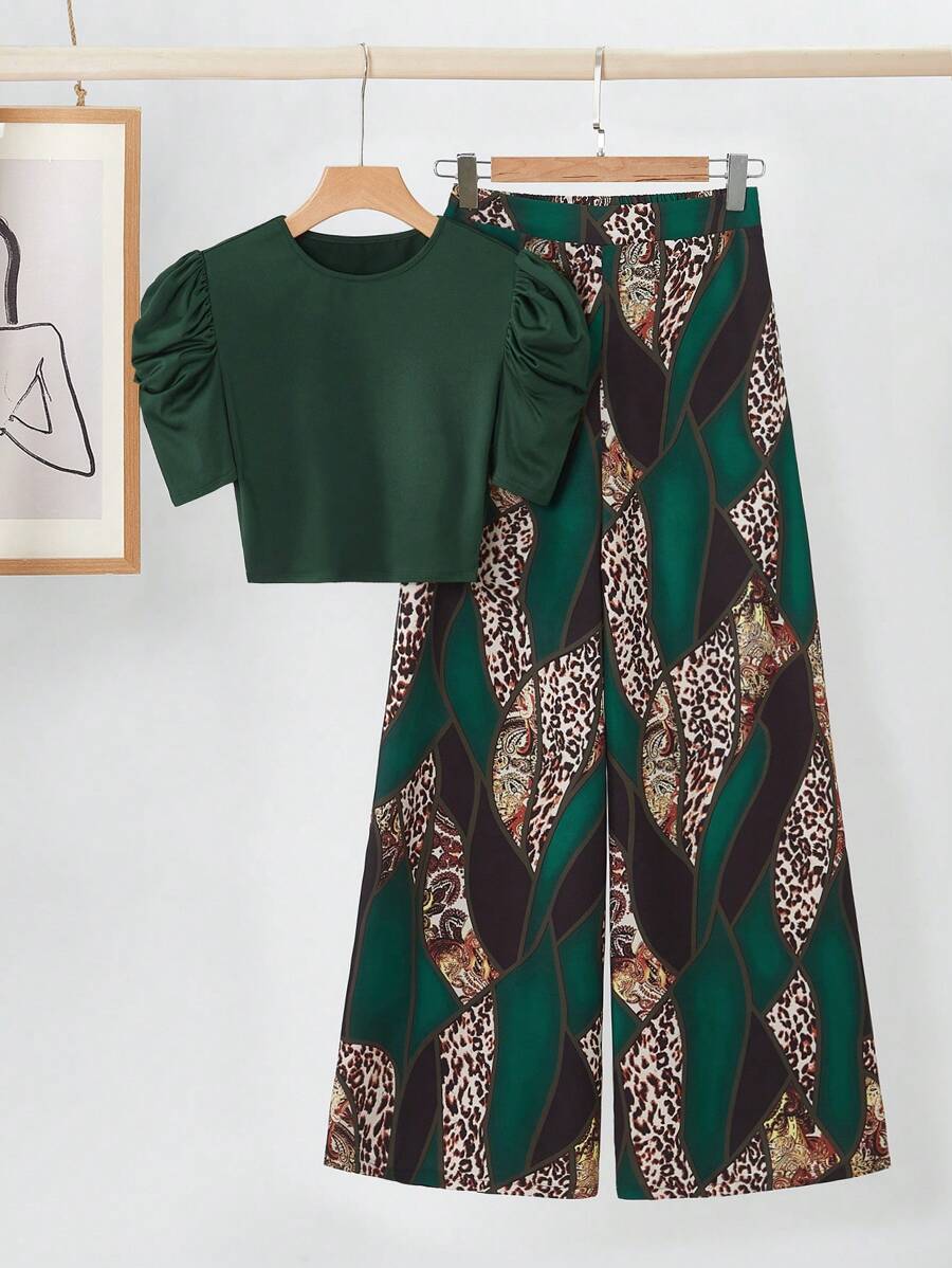 Geometric print t-shirt and wide leg pants set "Sunday Picnic" – Chic & casual