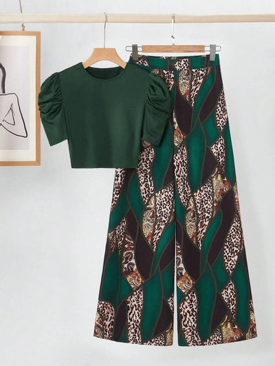 Geometric print t-shirt and wide leg pants set "Sunday Picnic" – Chic & casual
