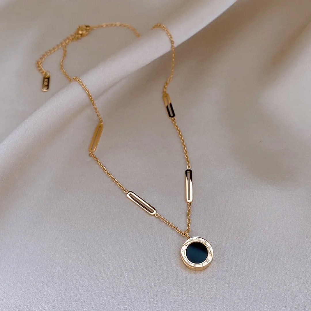 Gold necklace "Cocktail Hour" – Elegant & refined
