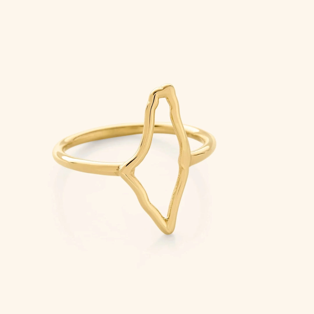 Golden Hollow Forged Ring "Romantic Dinner" – Elegant & refined