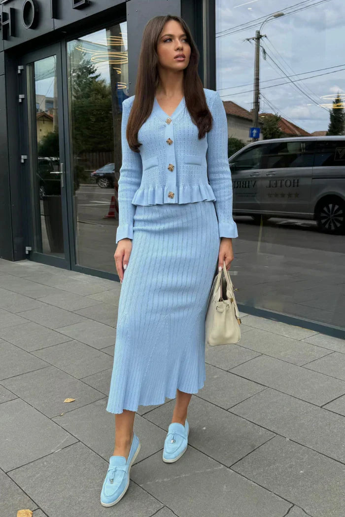 Two-Piece Set – Elegant & refined