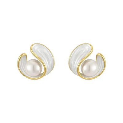 O&O - Luxury White Opal Earrings with Pearls Gold