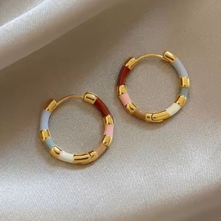 Colorful hoop gold earrings "Cocktail Hour" – Joyful & polished