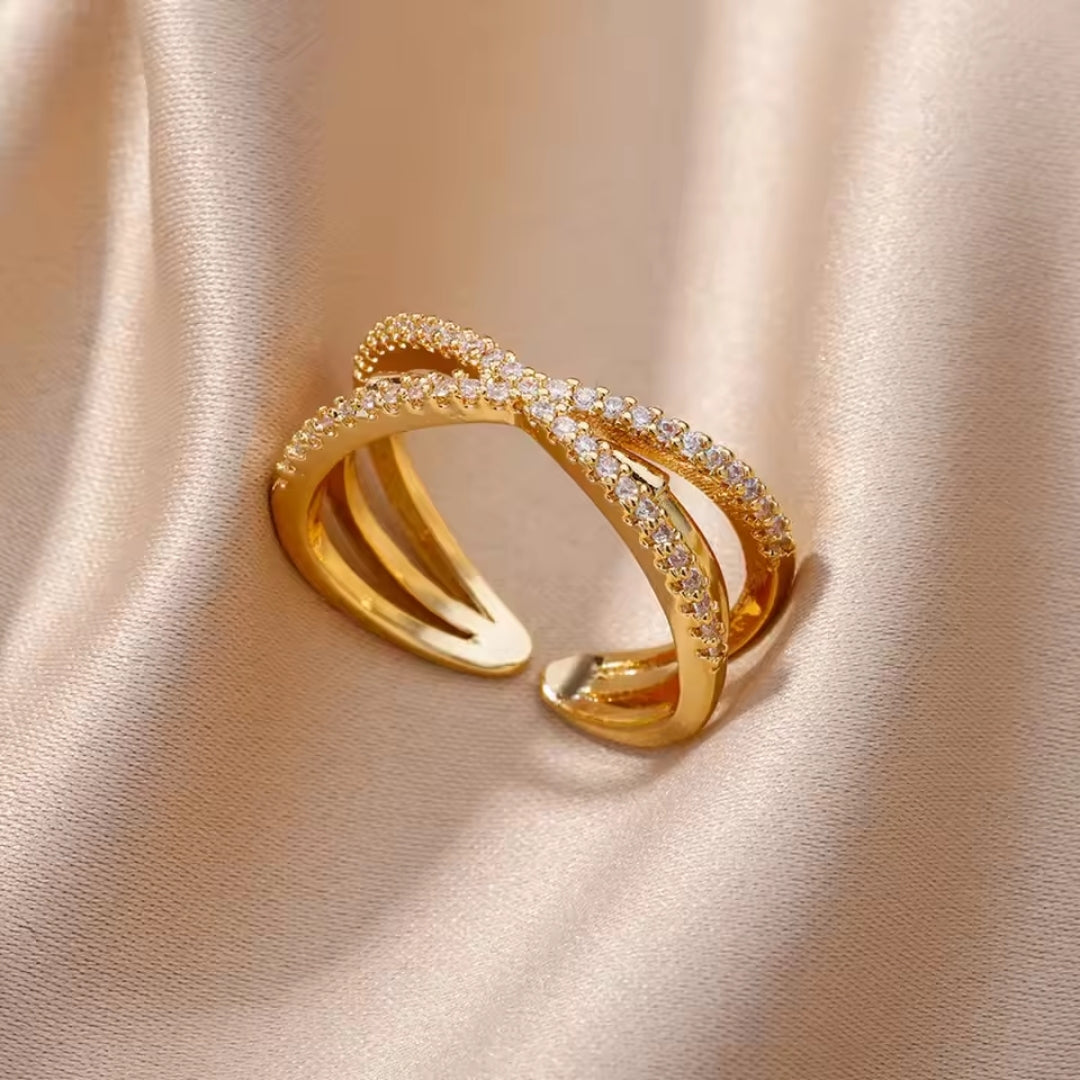 Bright cross gold layer ring "Cocktail Hour" – Elegant & refined