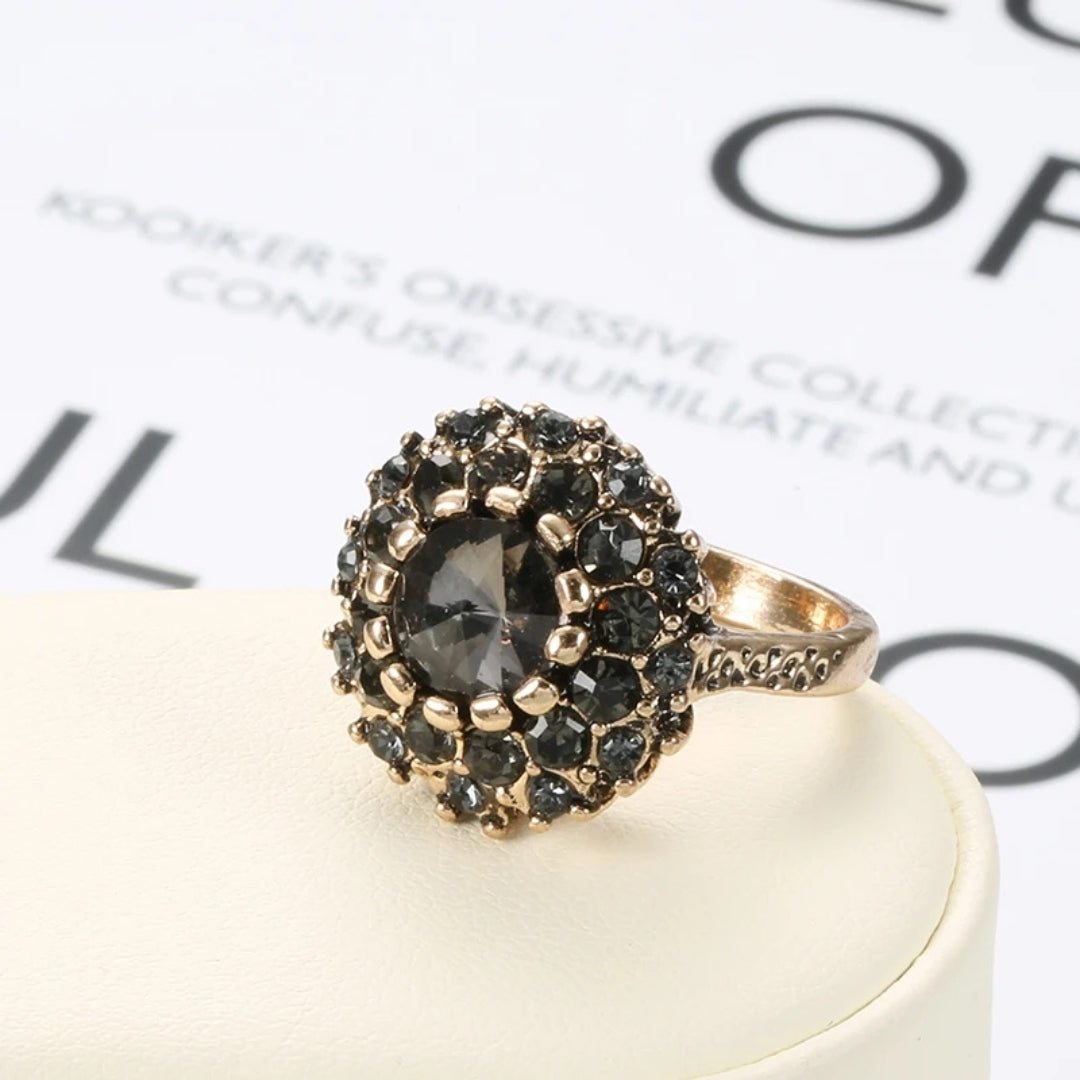 Elegant crystal ring "Romantic Dinner" – Timeless & chic