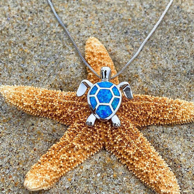 Opal and silver sea turtle necklace and earrings set "Beach Walk" – Elegant & refined