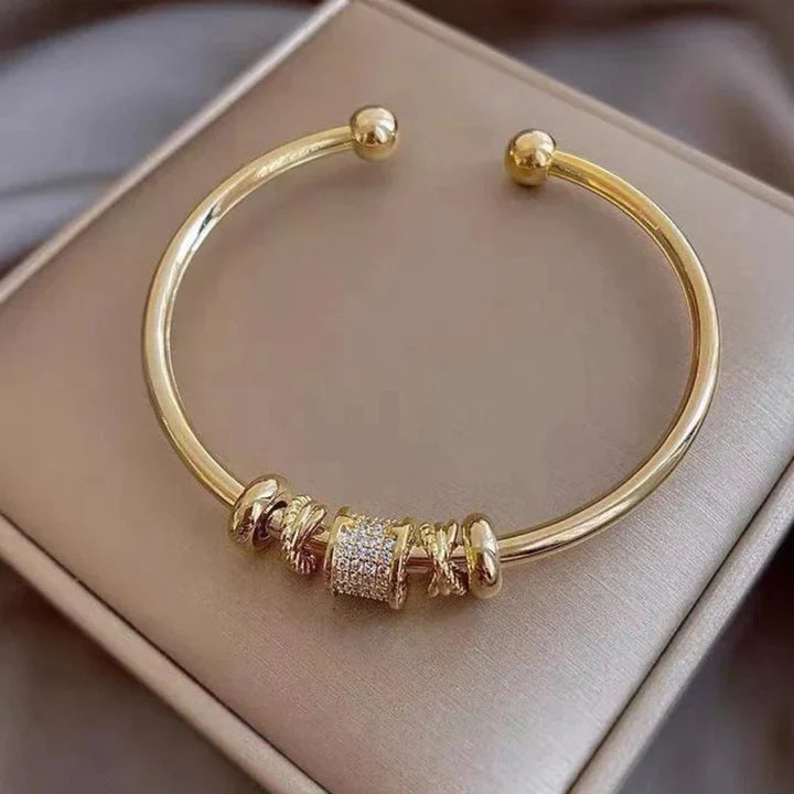 Golden charm bracelet "City Brunch" – Elegant & refined