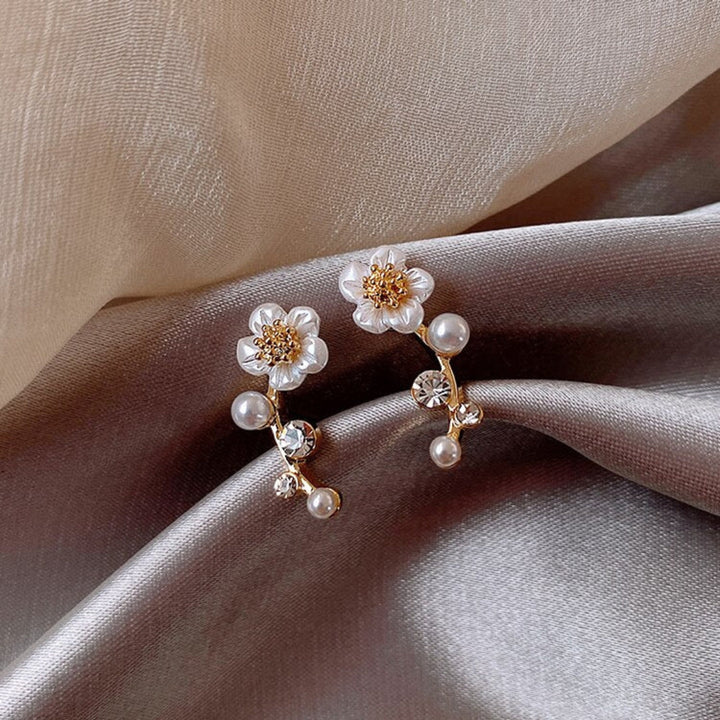Flower Pearl Earrings "Garden Party" – Elegant & refined