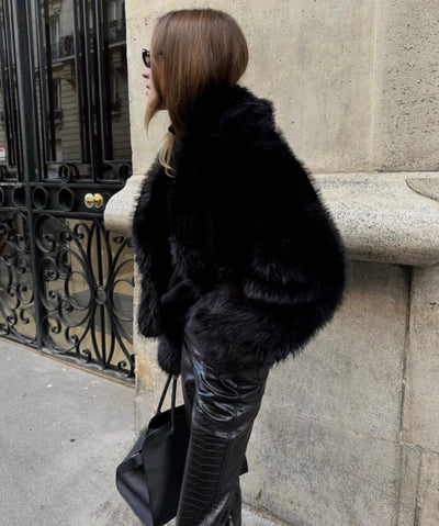 Luxurious fur coat "City Rooftop" – Elegant & refined