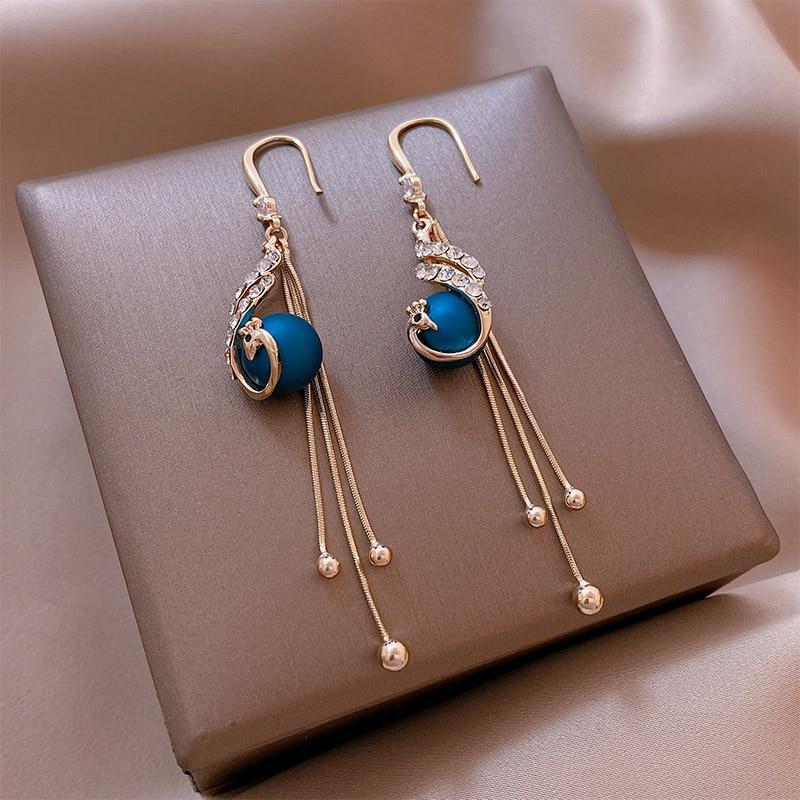 Blue bead earrings "Cocktail Hour" – Joyful & polished