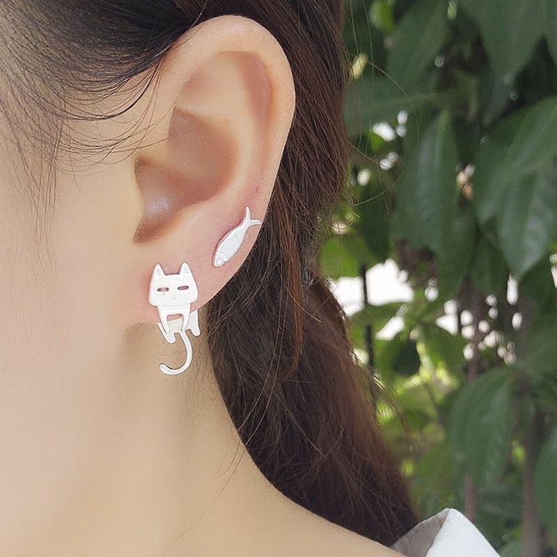 Silver Climbing Kitty Earring "City Brunch" – Chic & casual