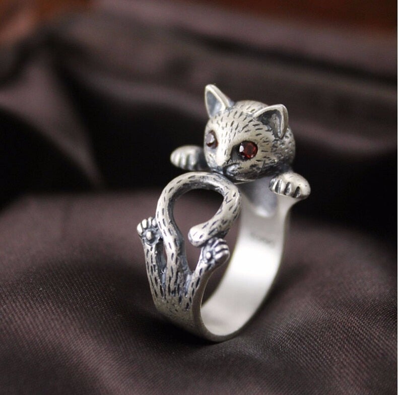 Adjustable hand painted cat ring in 925 sterling silver "Friends Catch-Up" – Playful & charming