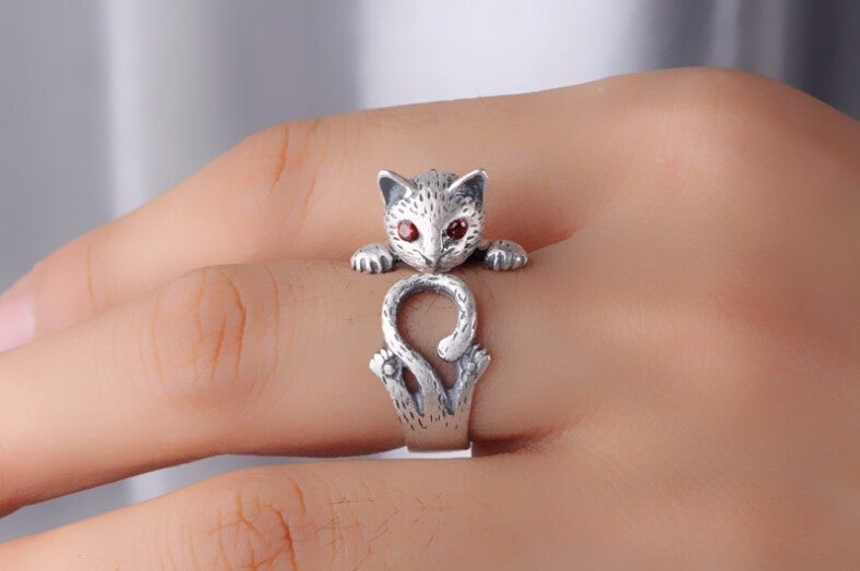 Adjustable hand painted cat ring in 925 sterling silver "Friends Catch-Up" – Playful & charming