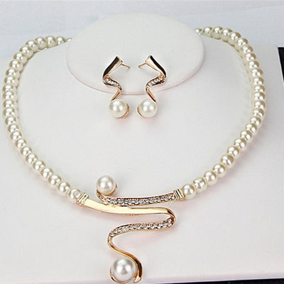 Natural Pearl Necklace and Earrings Set "Cocktail Hour" – Elegant & refined