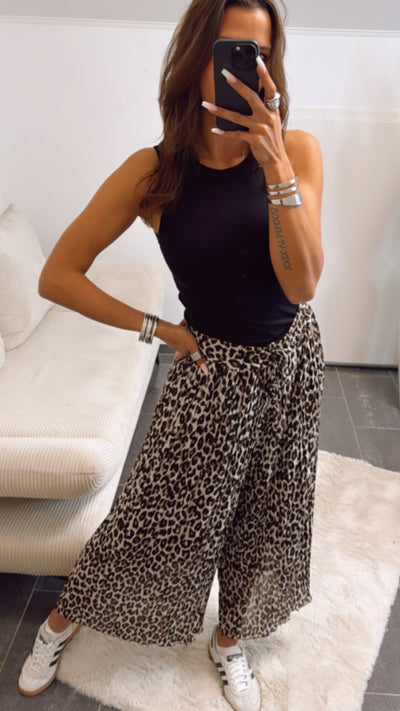 Silk pleated trousers "City Brunch" – Chic & casual