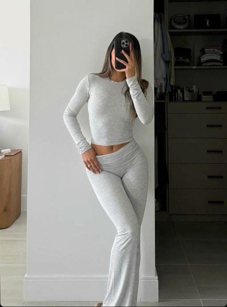 Fitted top and pants set "Weekend Getaway" – Chic & casual