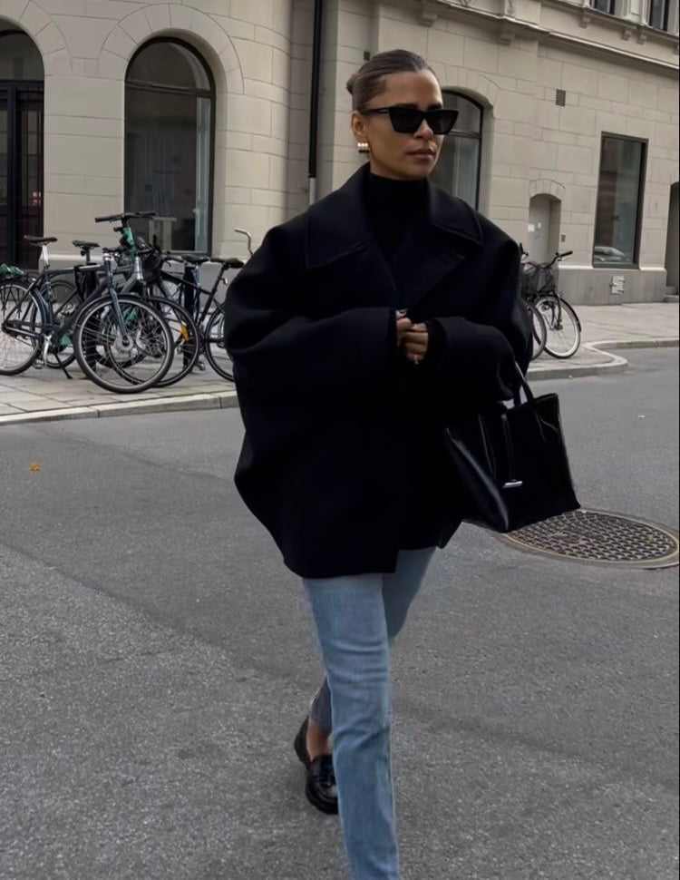 Wool oversized coat "Weekend Getaway" – Elegant & refined