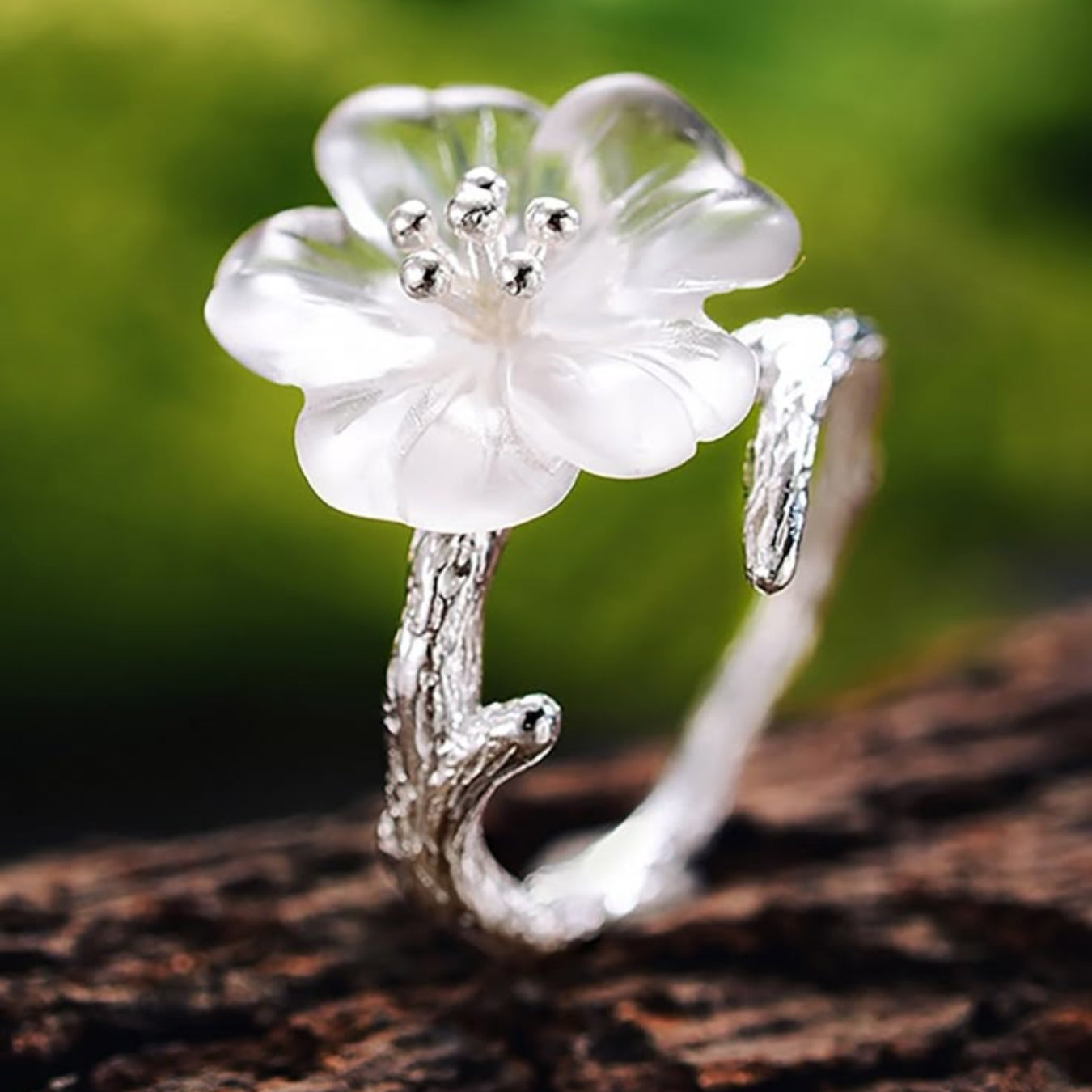 Silver white lotus ring "Romantic Dinner" – Elegant & refined