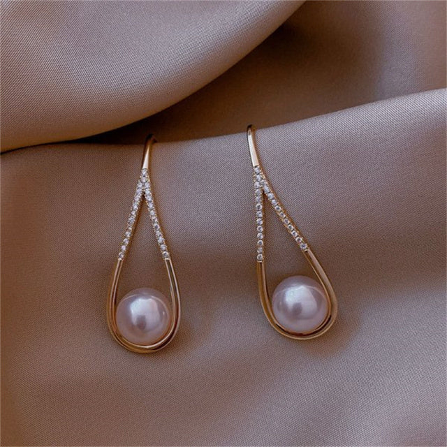 Pearl drop earrings "Cocktail Hour" – Elegant & refined