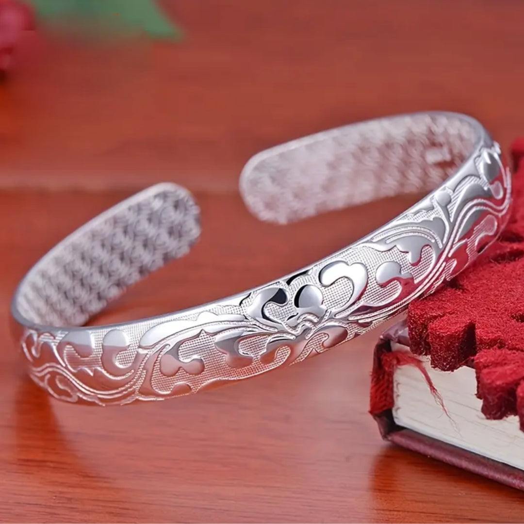 Vintage open silver bracelet "Friends Catch-Up" – Elegant & refined