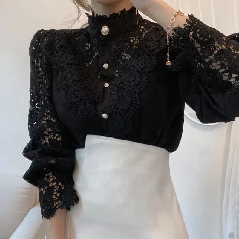 Lace blouse "Garden Party" – Elegant & refined