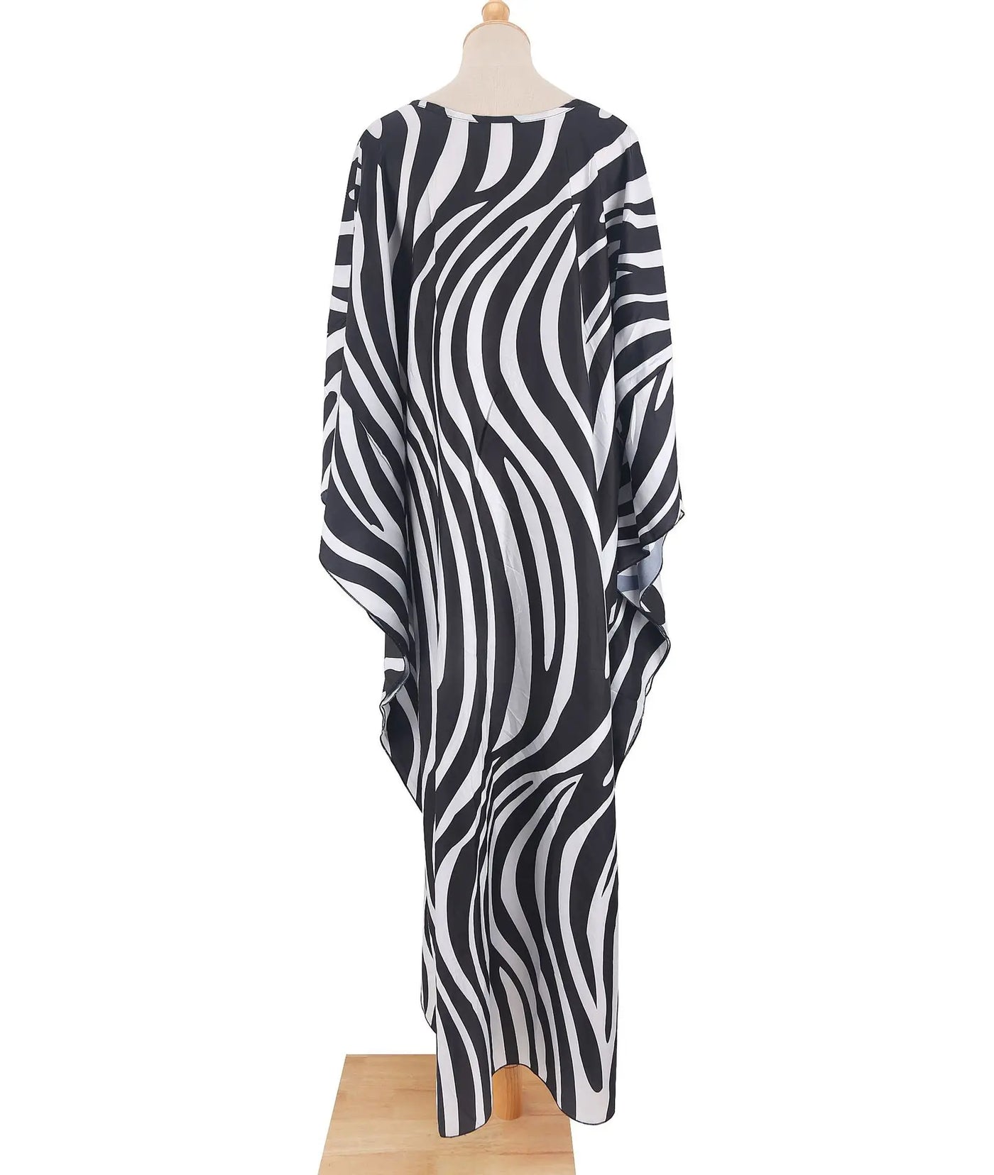 Silk dress "Sunday Picnic" – Soft & sophisticated