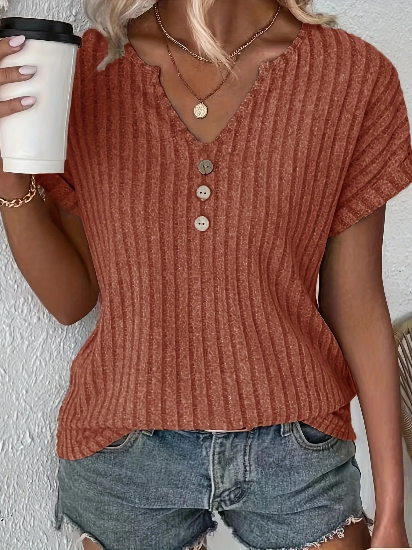 Ribbed tee "Sunday Picnic" – Fresh & feminine