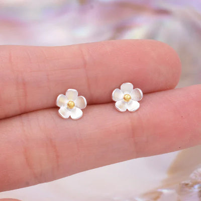 Sterling Silver Flower Stud Earrings "Garden Party" – Elegant & refined