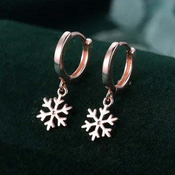 Snowflake huggie hoop earrings "Cocktail Hour" – Elegant & refined