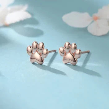Tiny Paw Print Stud Earrings "Sunday Picnic" – Joyful & delicate