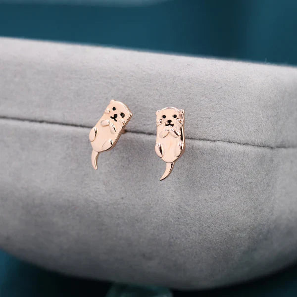 Sterling silver otter stud earrings "Weekend Getaway" – Joyful & polished