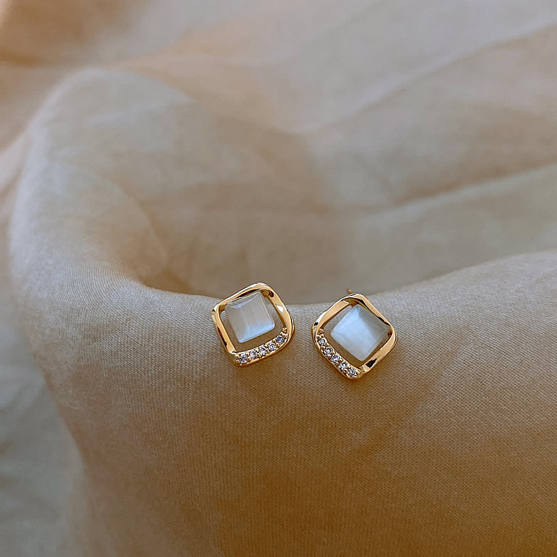Lustre - Moon Crystal Earrings