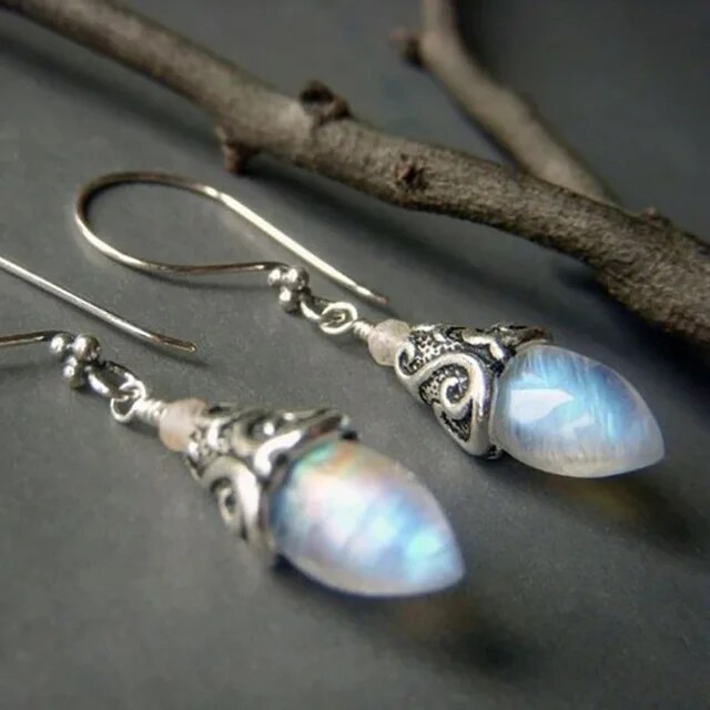 Moonstone drop earrings "Garden Party" – Elegant & refined