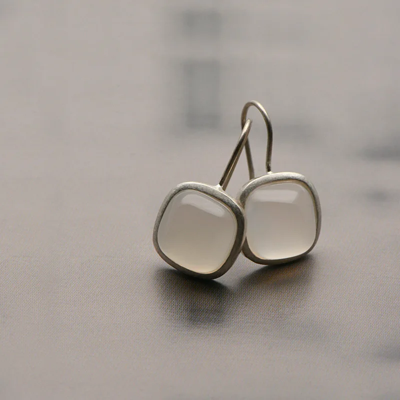 Moonstone crystal earrings "Romantic Dinner" – Elegant & refined