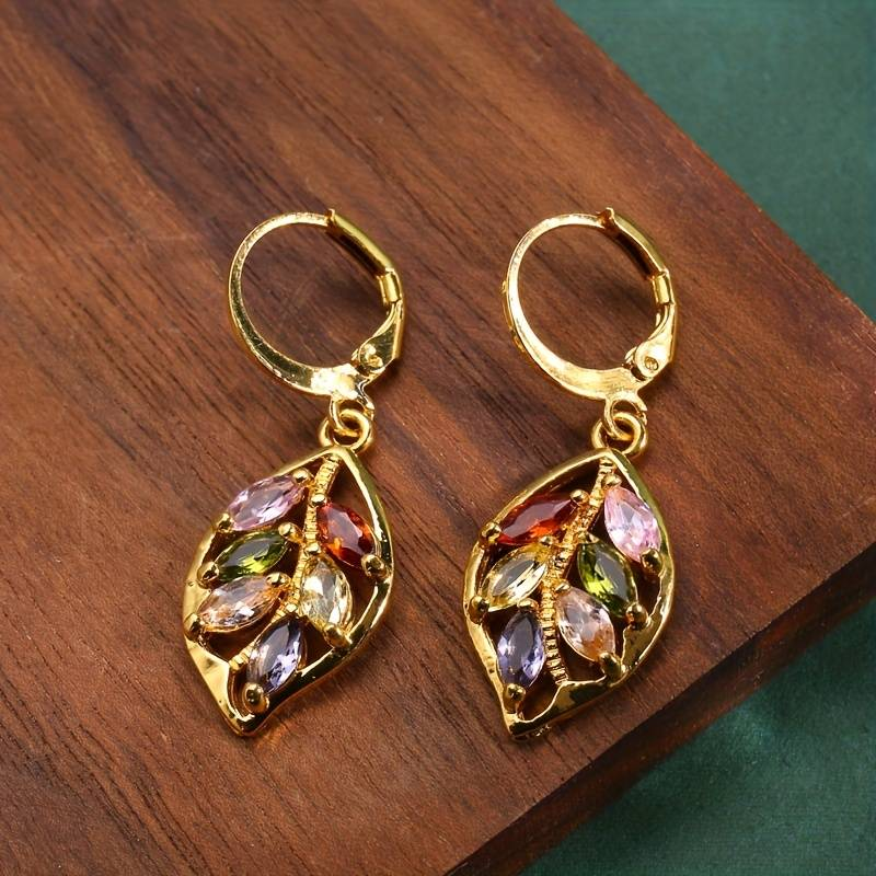 Golden leaf zirconia earrings "Garden Party" – Elegant & refined