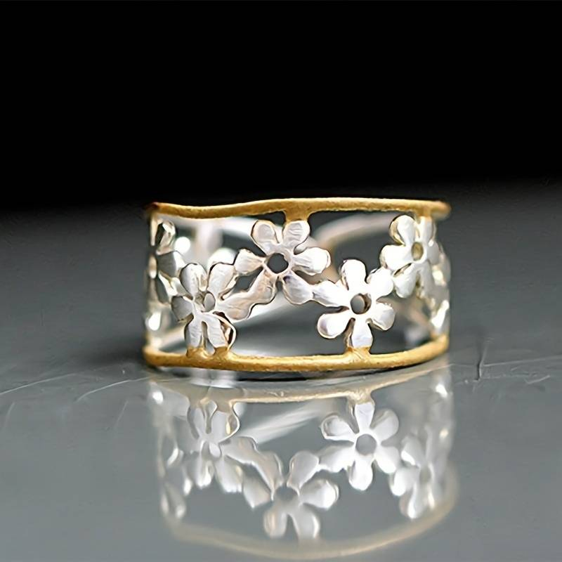 Irregular Hollow Daisy Ring "Garden Party" – Elegant & refined