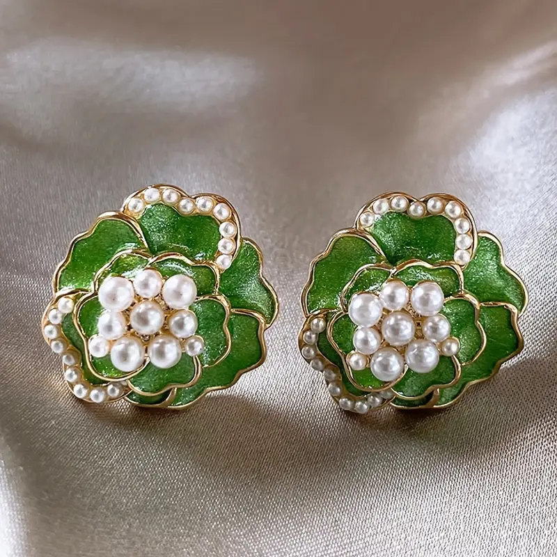 Green enamel earrings with elegant pearls "Sunset Soirée" – Elegant & refined