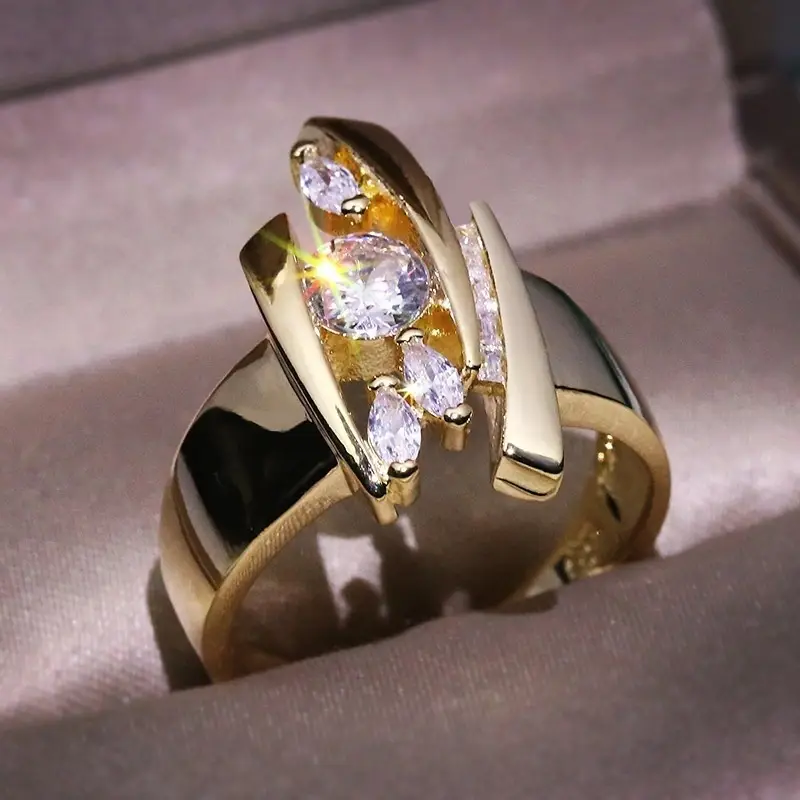Vintage gold zirconia ring "Cocktail Hour" – Elegant & refined