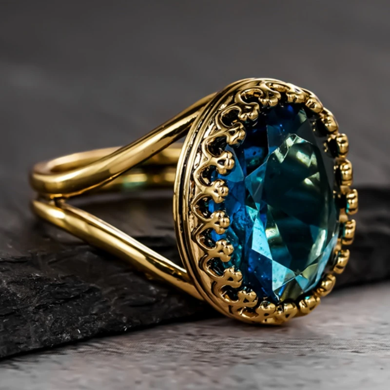 Rounded blue sky crystal gold ring "Cocktail Hour" – Elegant & refined