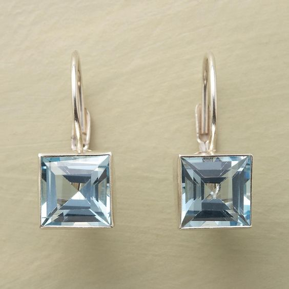 Vintage Blue Cubic Glass Earrings "Garden Party" – Timeless & chic