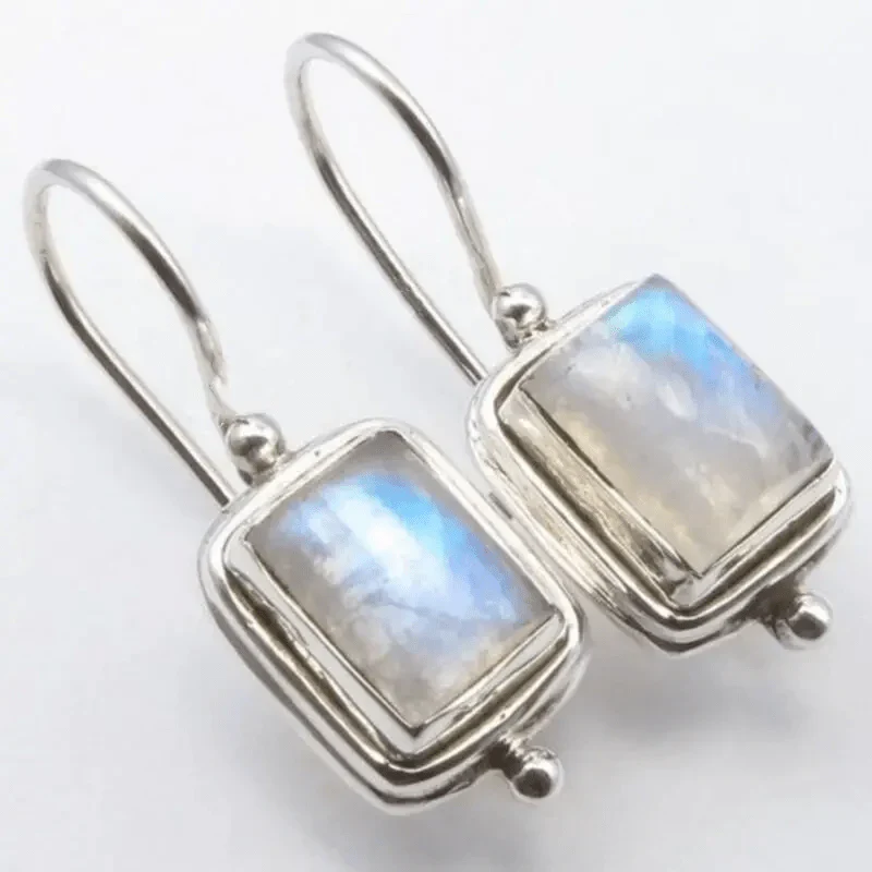 Moonstone cubic earrings "Romantic Dinner" – Elegant & refined