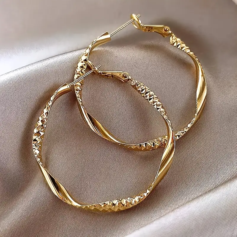 Bright hoop gold earrings "Cocktail Hour" – Elegant & refined