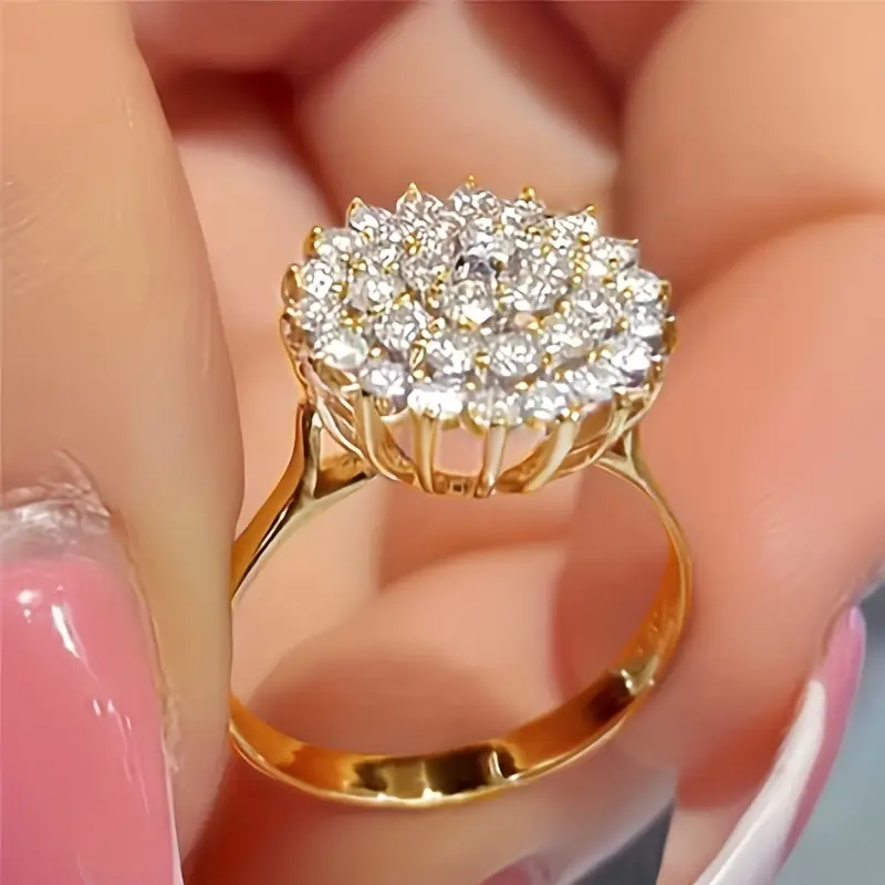 Sparkling rounded gold ring "Cocktail Hour" – Elegant & refined