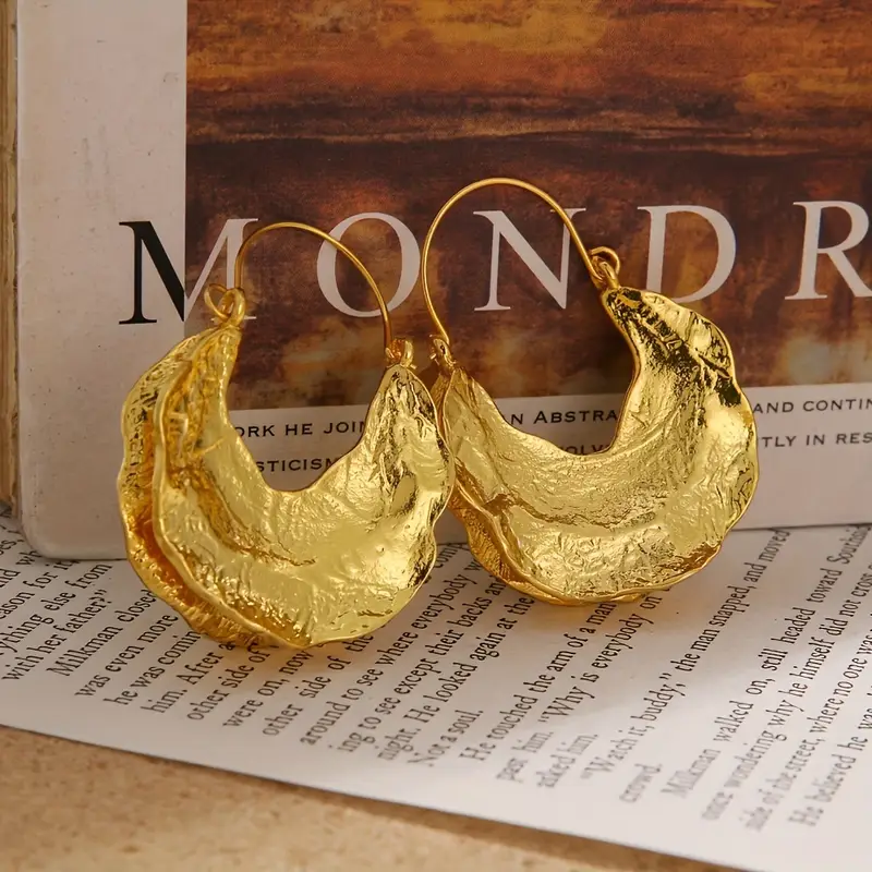 Golden Forged Basket Earrings "City Rooftop" – Elegant & vibrant