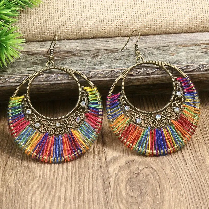 Colorful hoop crescent earrings "Cocktail Hour" – Chic & joyful