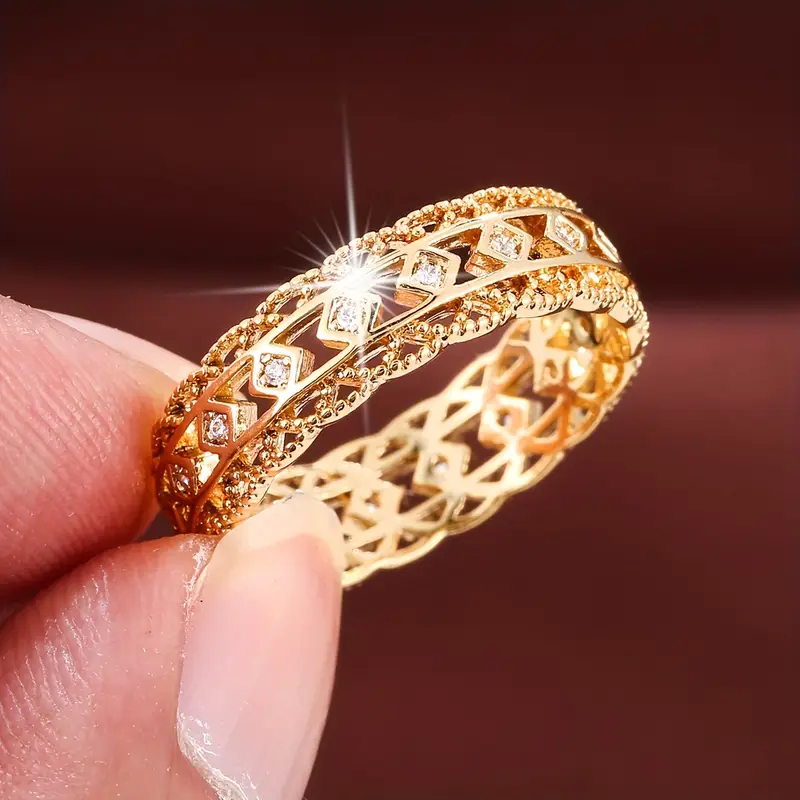Hollow bright gold ring "Cocktail Hour" – Elegant & refined