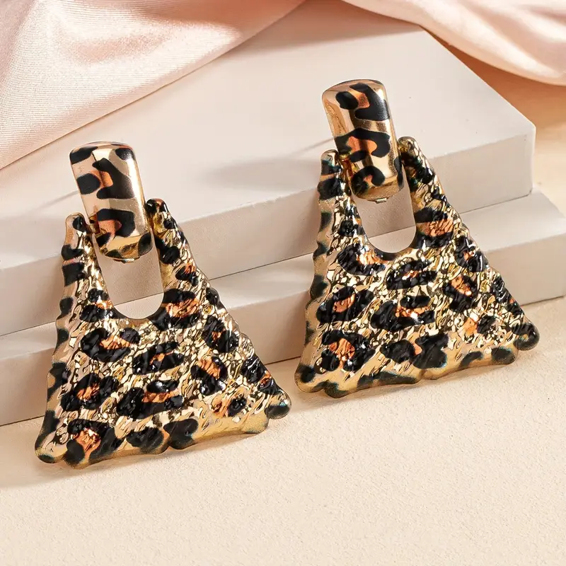 Golden Bright Leopard Earrings "Cocktail Hour" – Chic & casual