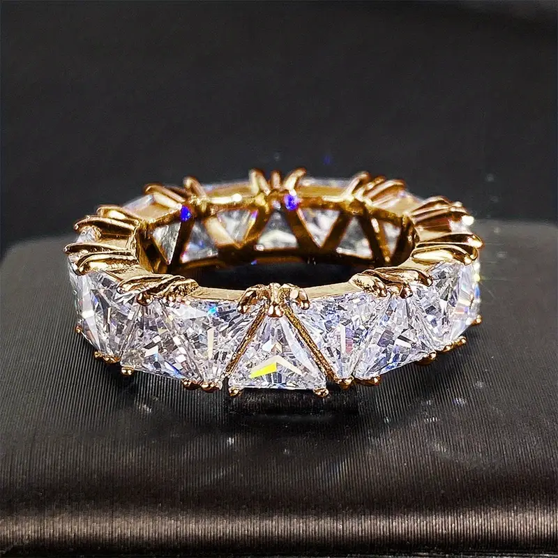 Inlaid bright crystal gold ring "Cocktail Hour" – Elegant & refined
